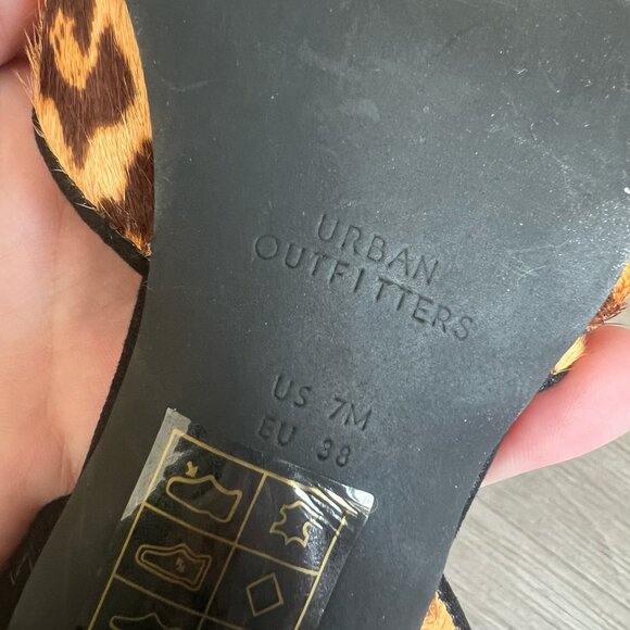 NWT Urban Outfitters Lizzie Slingback Heel Leopard Animal Print Buckles Size W7 - Picture 6 of 6